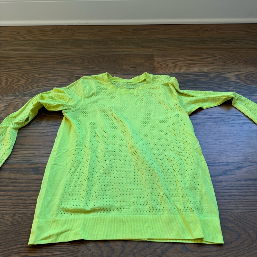 Lululemon Long Sleeve Swiftly Tech - Neon Yellow